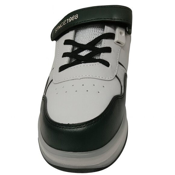 White & Black Light-Up Skate Sneakers | Size 6.5 | New in Box - Picture 1 of 5